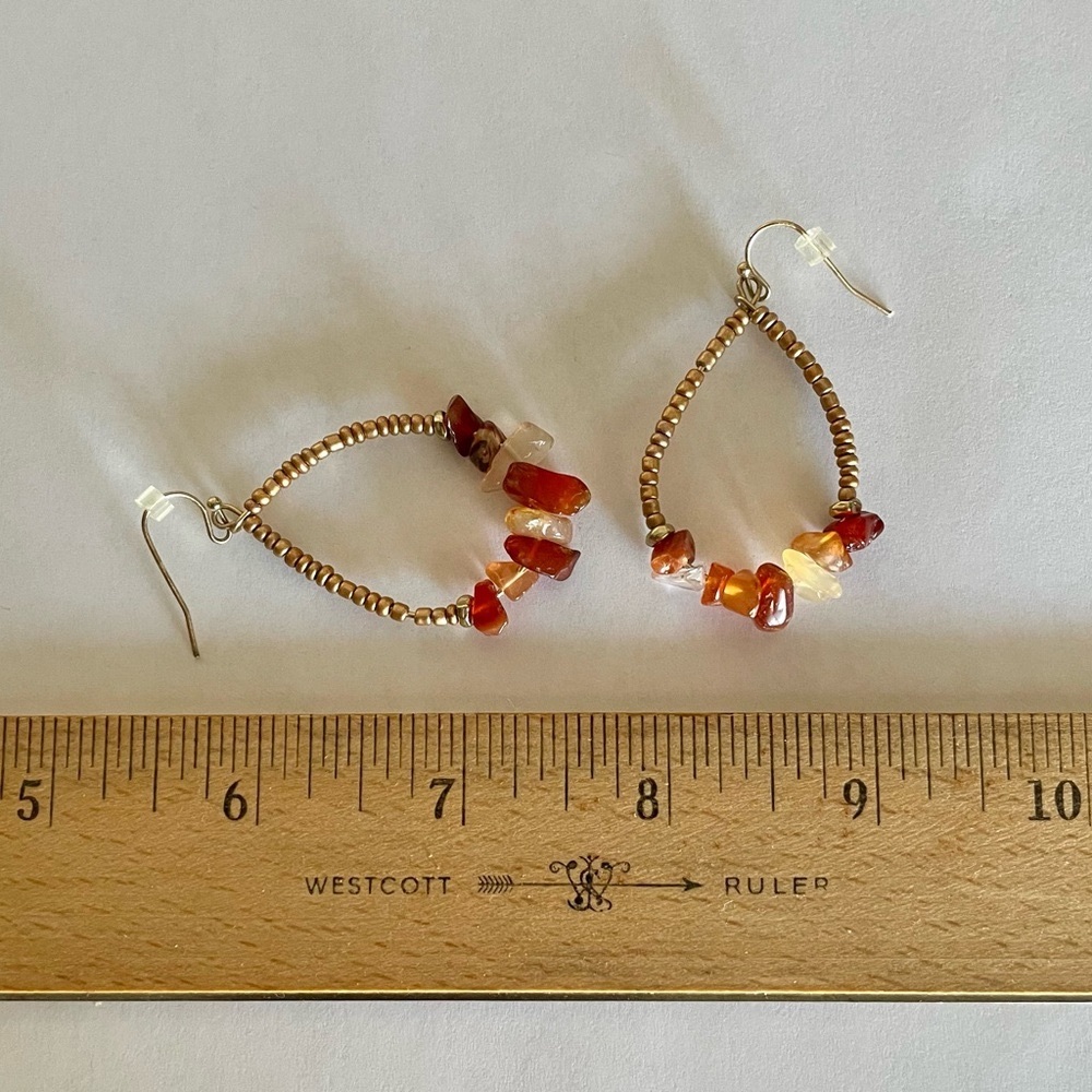 NWOT Carnelian And Glass Earrings With Gold Metal Wires - Picture 3 of 4